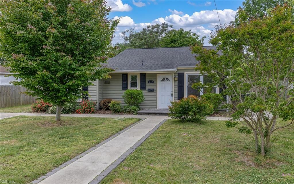 Photo of 315 Mary Street, Hampton, VA 23664 (MLS # 10634086)