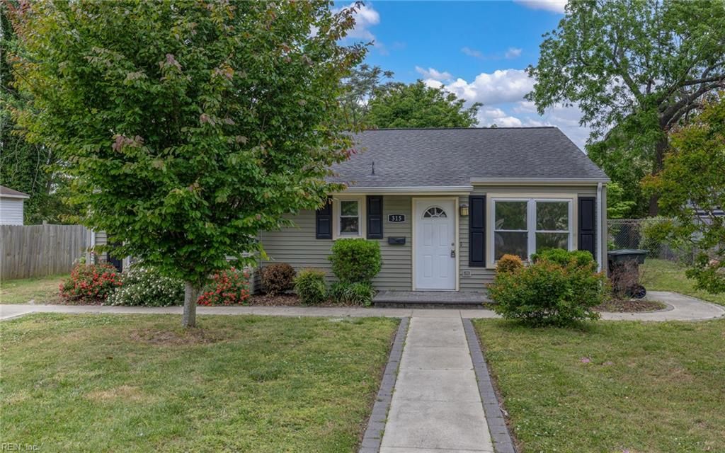 Photo of 315 Mary Street, Hampton, VA 23664 (MLS # 10634086)