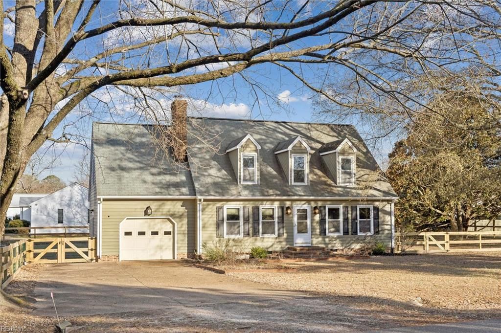 Photo of 102 Meadowcrest Trail, Williamsburg, VA 23188 (MLS # 10614197)