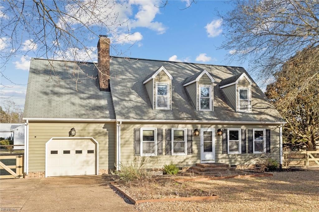 Photo of 102 Meadowcrest Trail, Williamsburg, VA 23188 (MLS # 10614197)