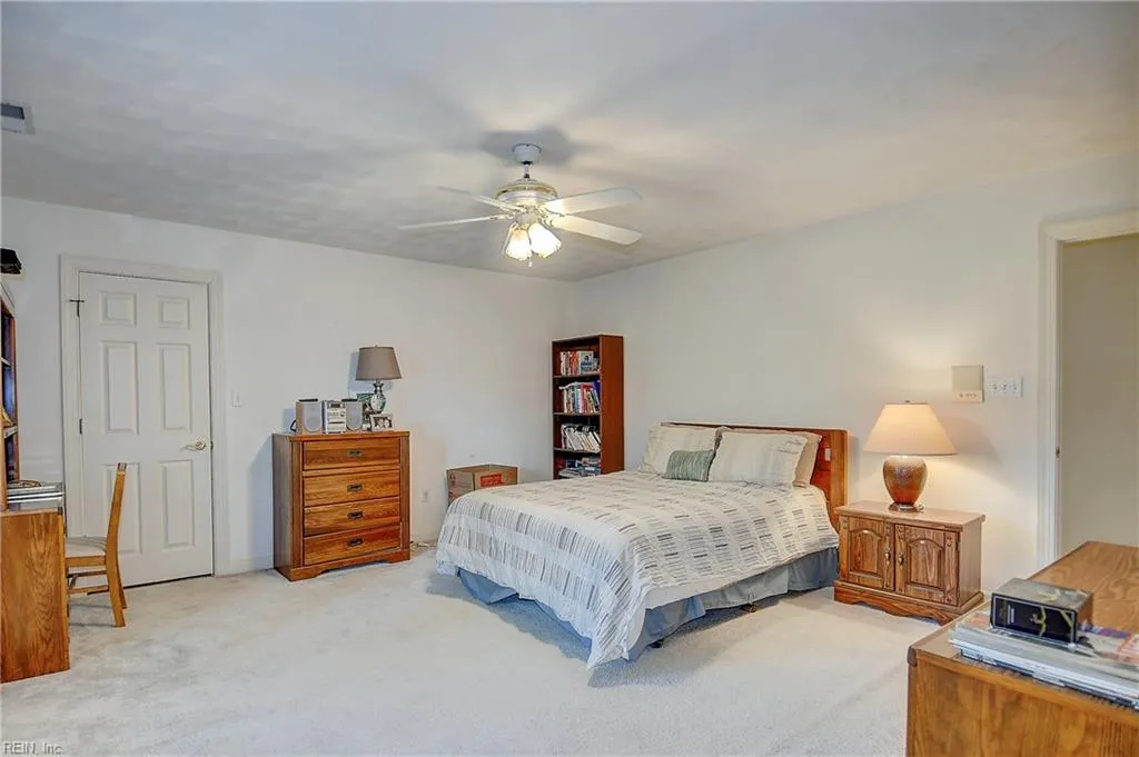 Chesapeake, Virginia 23320, United States, 5 Bedrooms Bedrooms, ,4 BathroomsBathrooms,Residential,Active,146233