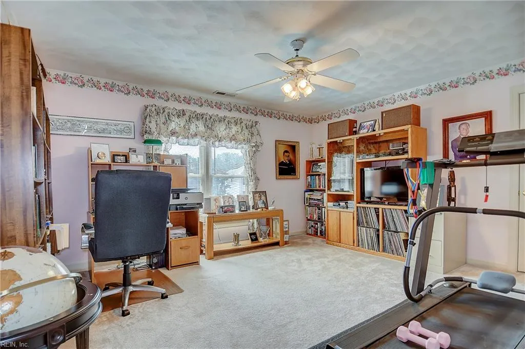 Chesapeake, Virginia 23320, United States, 5 Bedrooms Bedrooms, ,4 BathroomsBathrooms,Residential,Active,146233