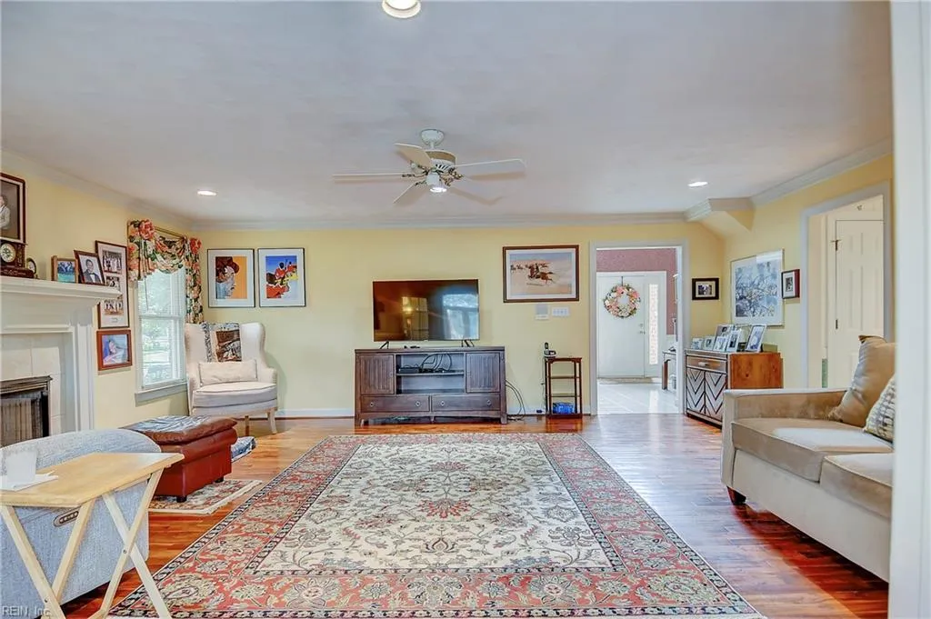 Chesapeake, Virginia 23320, United States, 5 Bedrooms Bedrooms, ,4 BathroomsBathrooms,Residential,Active,146233