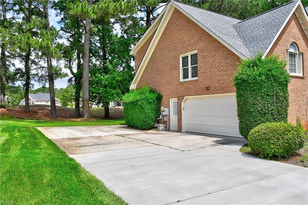 Chesapeake, Virginia 23320, United States, 5 Bedrooms Bedrooms, ,4 BathroomsBathrooms,Residential,Active,146233