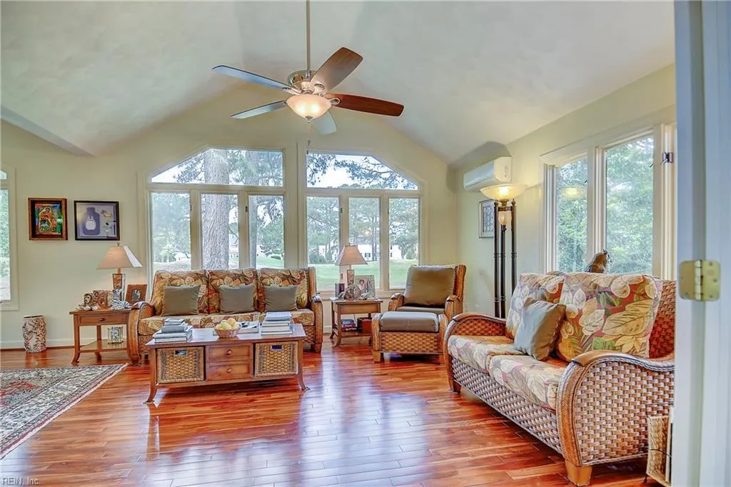 Chesapeake, Virginia 23320, United States, 5 Bedrooms Bedrooms, ,4 BathroomsBathrooms,Residential,Active,146233