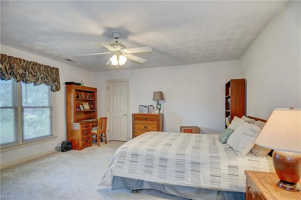 Chesapeake, Virginia 23320, United States, 5 Bedrooms Bedrooms, ,4 BathroomsBathrooms,Residential,Active,146233
