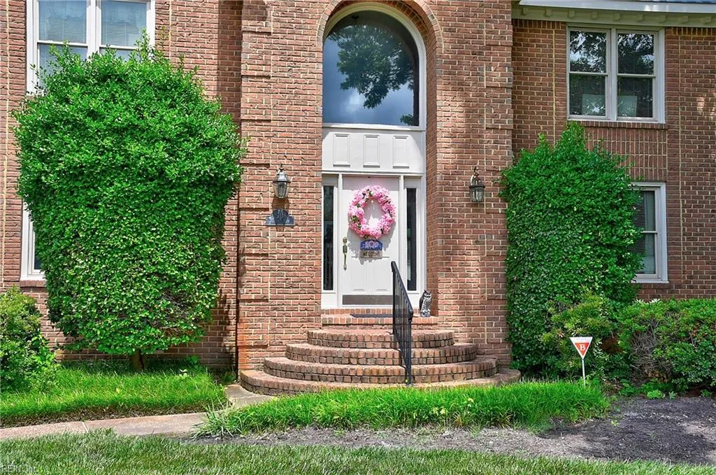 Chesapeake, Virginia 23320, United States, 5 Bedrooms Bedrooms, ,4 BathroomsBathrooms,Residential,Active,146233