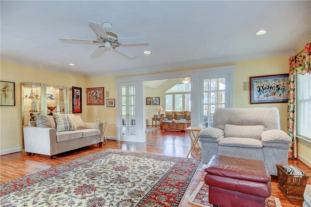 Chesapeake, Virginia 23320, United States, 5 Bedrooms Bedrooms, ,4 BathroomsBathrooms,Residential,Active,146233