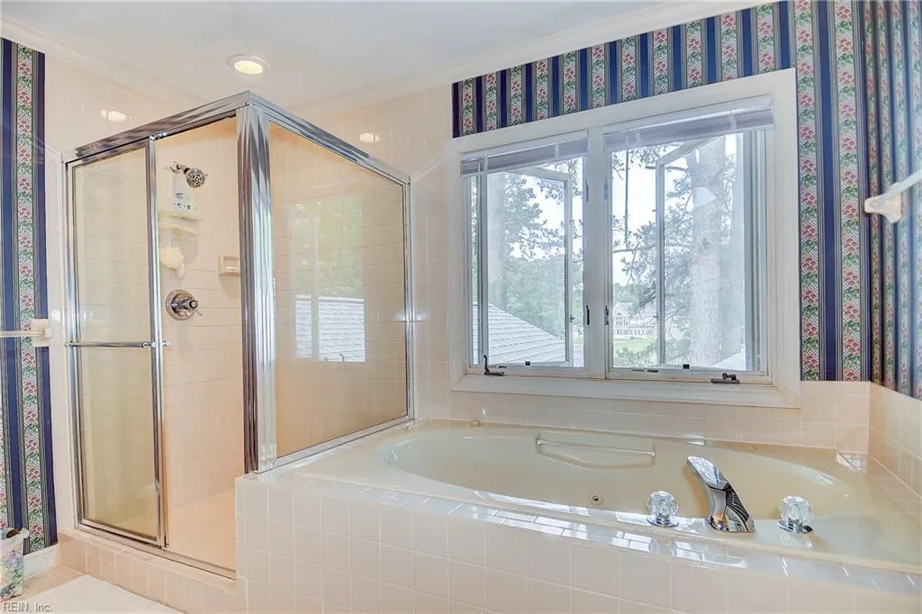 Chesapeake, Virginia 23320, United States, 5 Bedrooms Bedrooms, ,4 BathroomsBathrooms,Residential,Active,146233