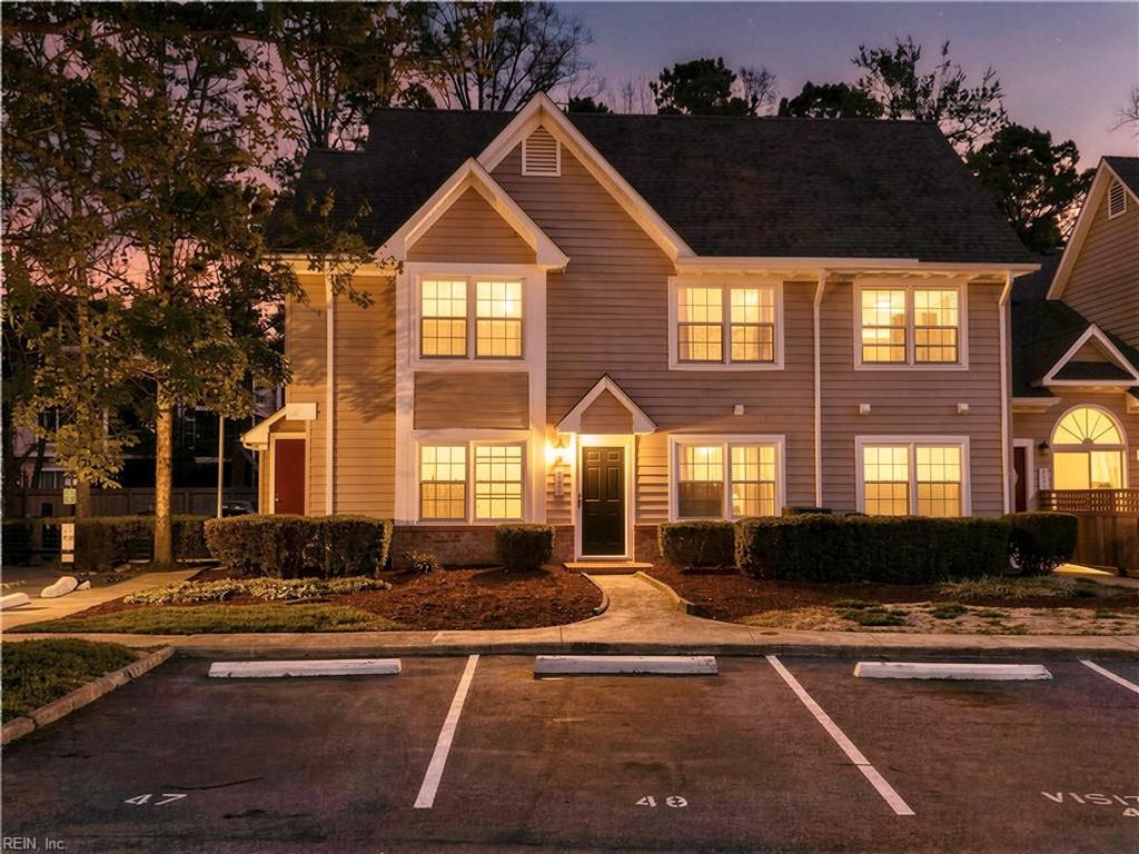 Photo of 309 Wimbledon Chase #E, Chesapeake, VA 23320 (MLS # 10626779)