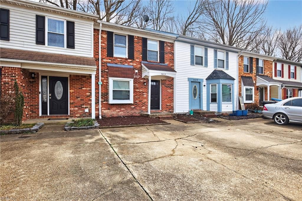 Photo of 4613 Glanmire Drive, Virginia Beach, VA 23464 (MLS # 10624024)