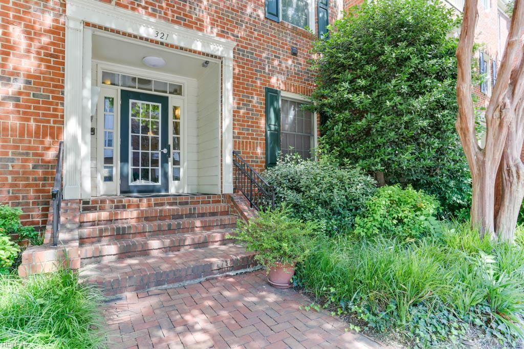 Photo of 321 Duke Street #133, Norfolk, VA 23510 (MLS # 10612089)