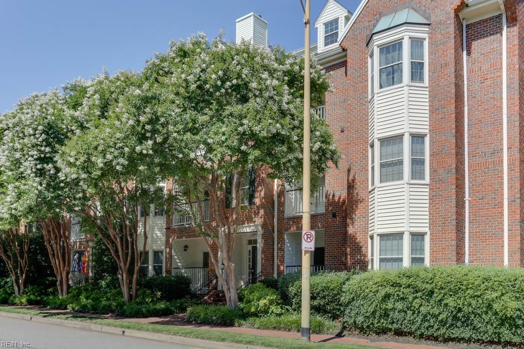 Photo of 321 Duke Street #133, Norfolk, VA 23510 (MLS # 10612089)