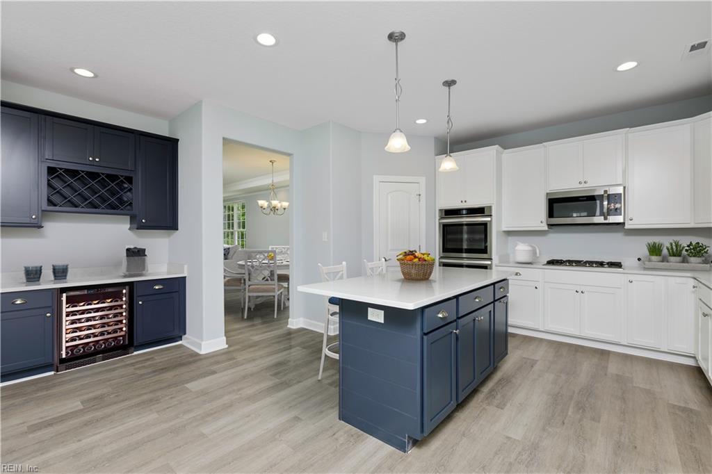 Suffolk, Virginia 23435, United States, 5 Bedrooms Bedrooms, ,3 BathroomsBathrooms,Residential,Active,70812