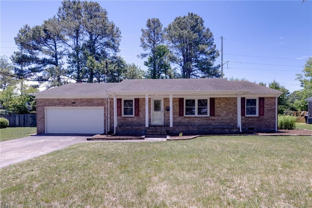 Photo of 1683 Meredith Road, Virginia Beach, VA 23455 (MLS # 10639549)