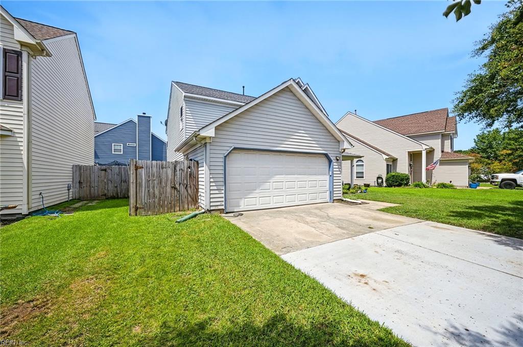 Photo of 505 Summer Lake Lane, Virginia Beach, VA 23454 (MLS # 10649703)