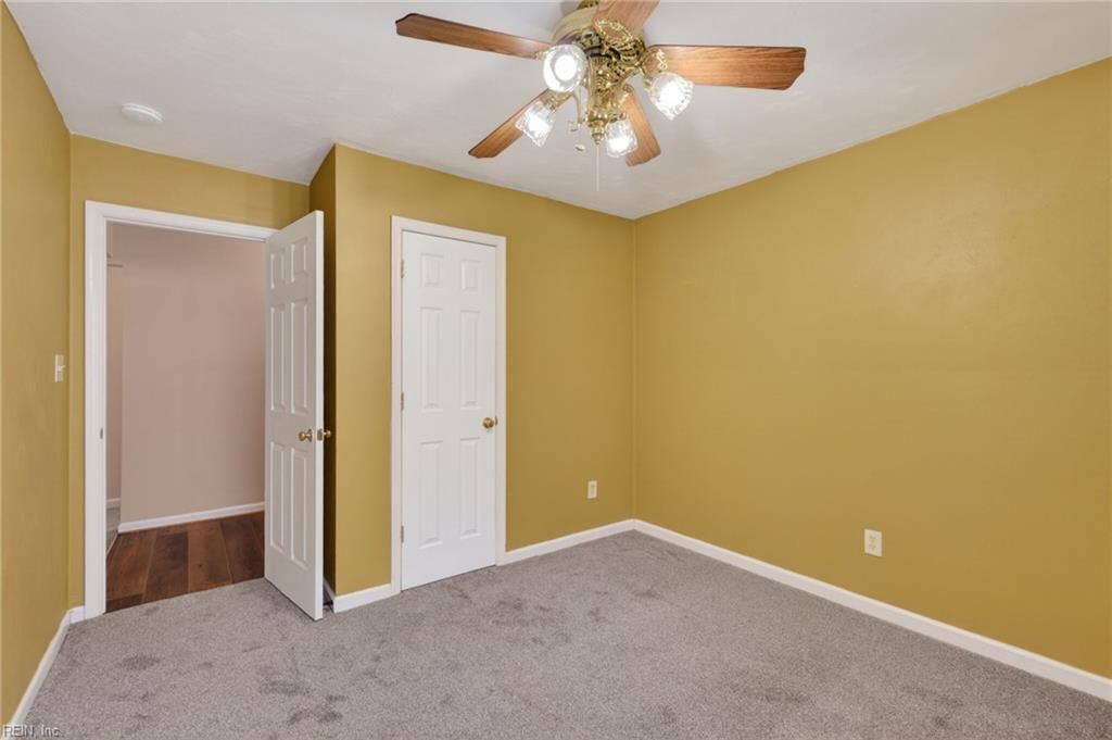 Photo of 310 Greenfield Crescent, Suffolk, VA 23434 (MLS # 10635412)