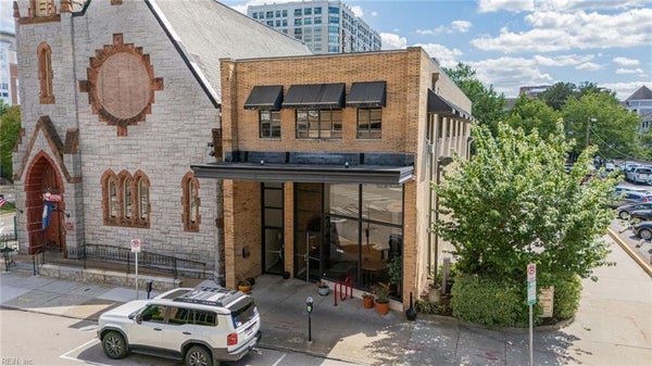 211 W FREEMASON ST, NORFOLK, VA 23510 - Image abfaf8ddadd00c8fa8a05698f3ff8a88/133343102