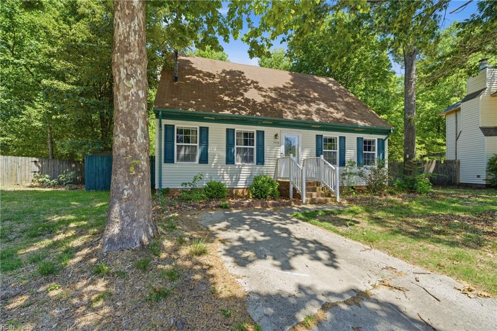 Photo of 4406 Breezewood Court, Portsmouth, VA 23703 (MLS # 10654677)