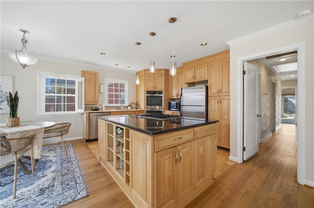 Photo of 711 23rd Street, Virginia Beach, VA 23451 (MLS # 10623846)