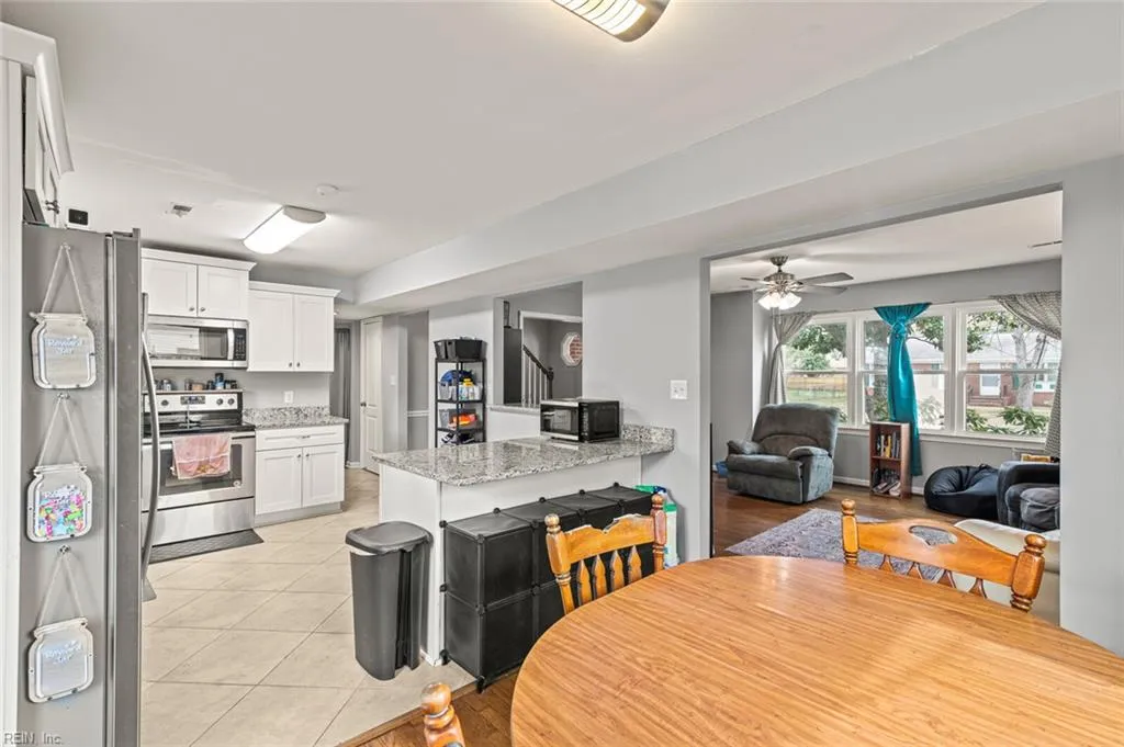 Newport News, Virginia 23602, United States, 3 Bedrooms Bedrooms, ,3 BathroomsBathrooms,Residential,Pending,102820