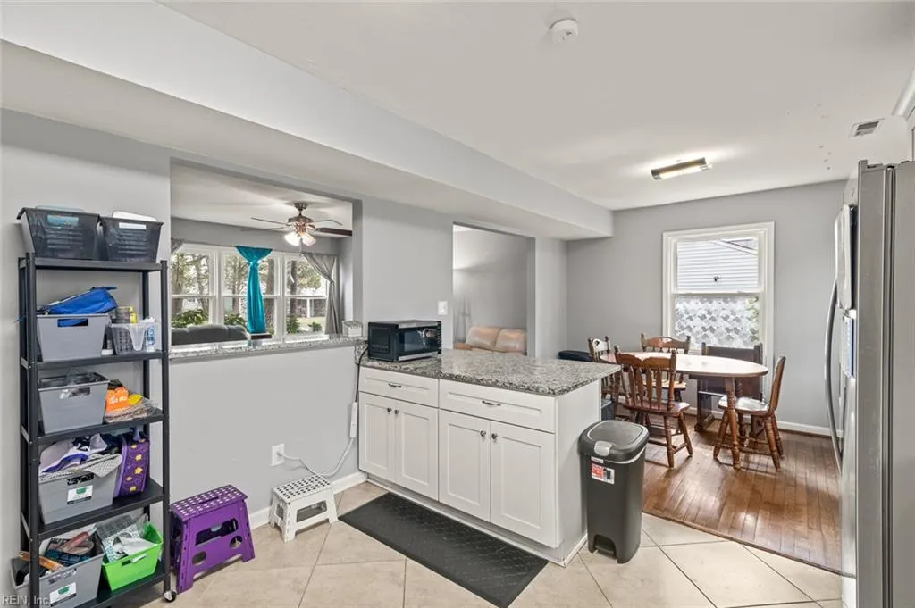 Newport News, Virginia 23602, United States, 3 Bedrooms Bedrooms, ,3 BathroomsBathrooms,Residential,Pending,102820