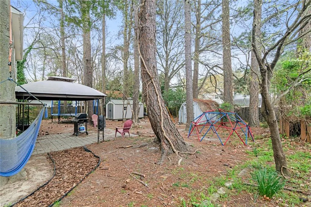 Newport News, Virginia 23602, United States, 3 Bedrooms Bedrooms, ,3 BathroomsBathrooms,Residential,Pending,102820