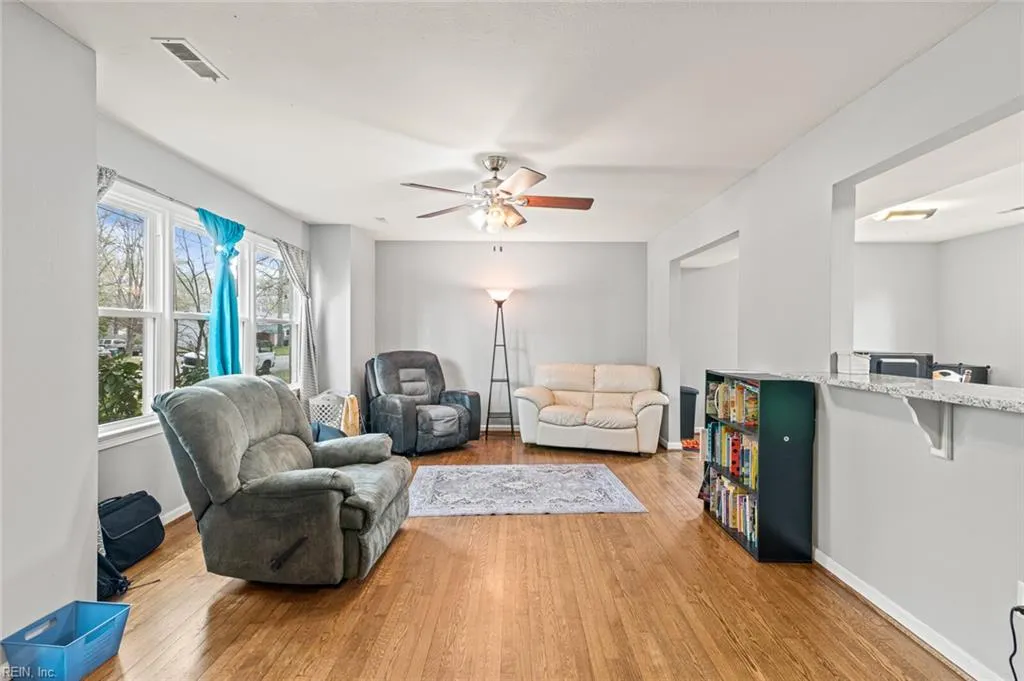 Newport News, Virginia 23602, United States, 3 Bedrooms Bedrooms, ,3 BathroomsBathrooms,Residential,Pending,102820