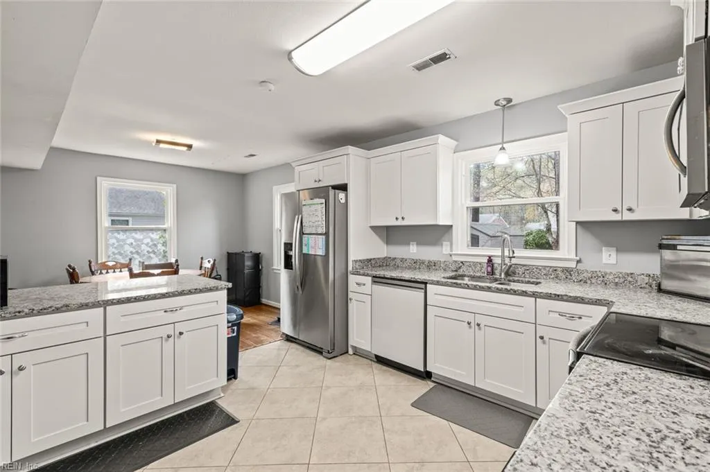 Newport News, Virginia 23602, United States, 3 Bedrooms Bedrooms, ,3 BathroomsBathrooms,Residential,Pending,102820