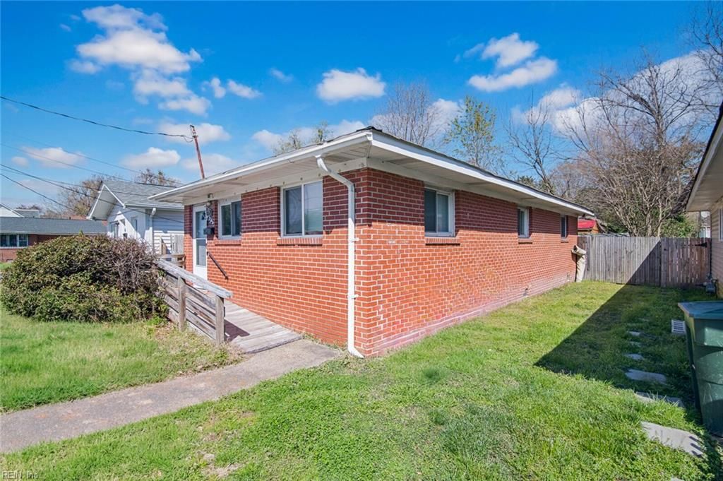 Photo of 624 Pennsylvania Ave Ave, Hampton, VA 23661 (MLS # 10626268)