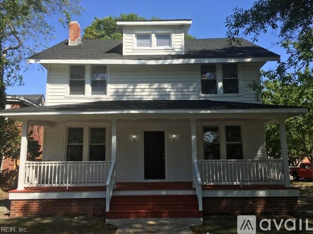 Photo of 2702 Bowdens Ferry Road, Norfolk, VA 23508 (MLS # 10613176)