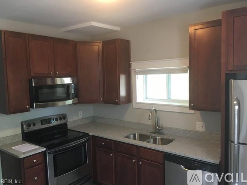 Photo of 2702 Bowdens Ferry Road, Norfolk, VA 23508 (MLS # 10613176)