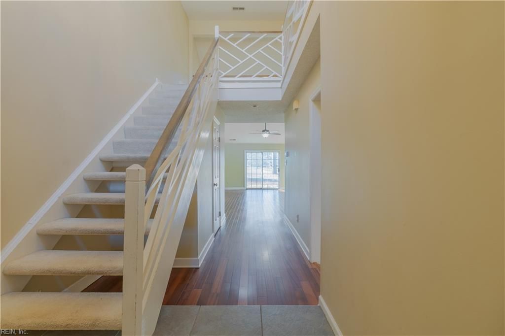 Photo of 1152 Cypress Point Way, Virginia Beach, VA 23455 (MLS # 10614019)