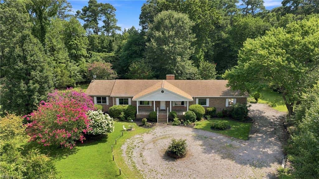 Photo of 50 Willow Road, Hampton, VA 23664 (MLS # 10646216)