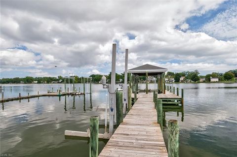 542 River ST Hampton VA 23669