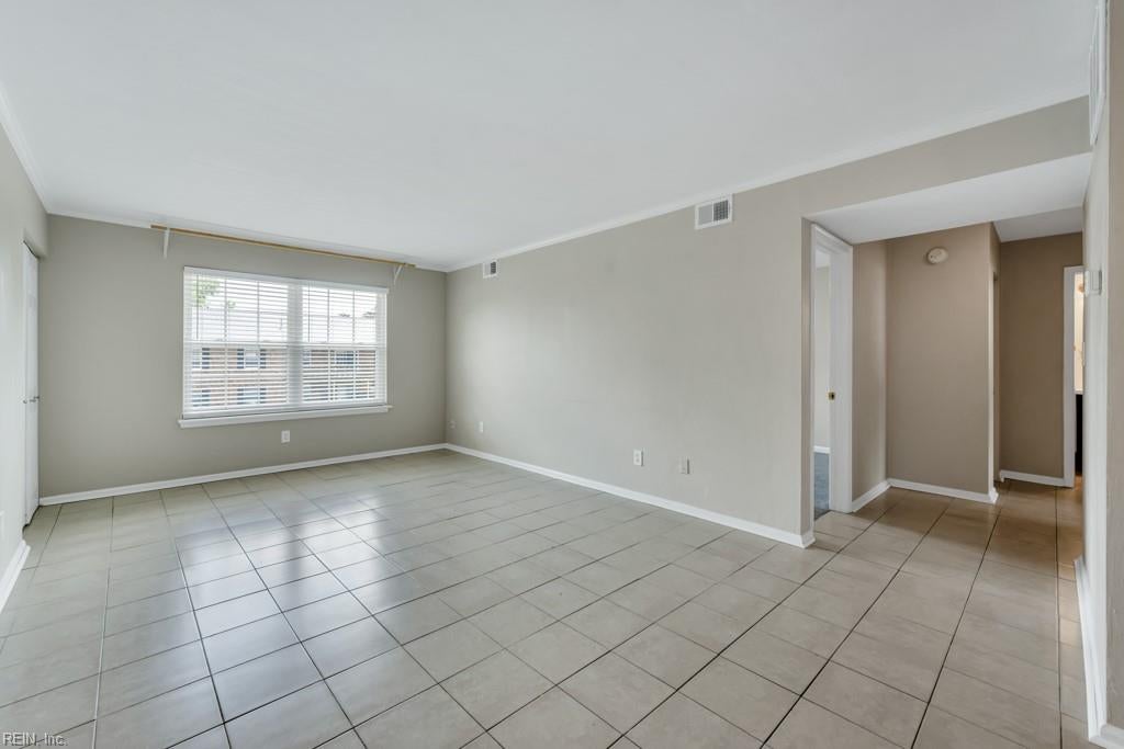 Photo of 1015 Barclay Square, Virginia Beach, VA 23451 (MLS # 10651465)