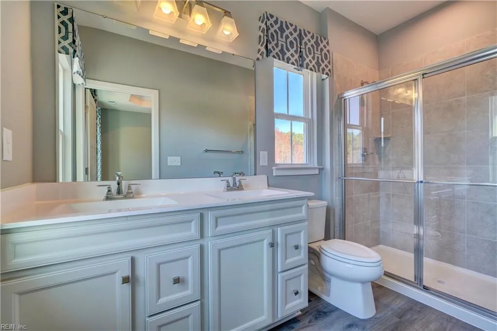 Suffolk, Virginia 23435, United States, 3 Bedrooms Bedrooms, ,3 BathroomsBathrooms,Residential,Active,28599