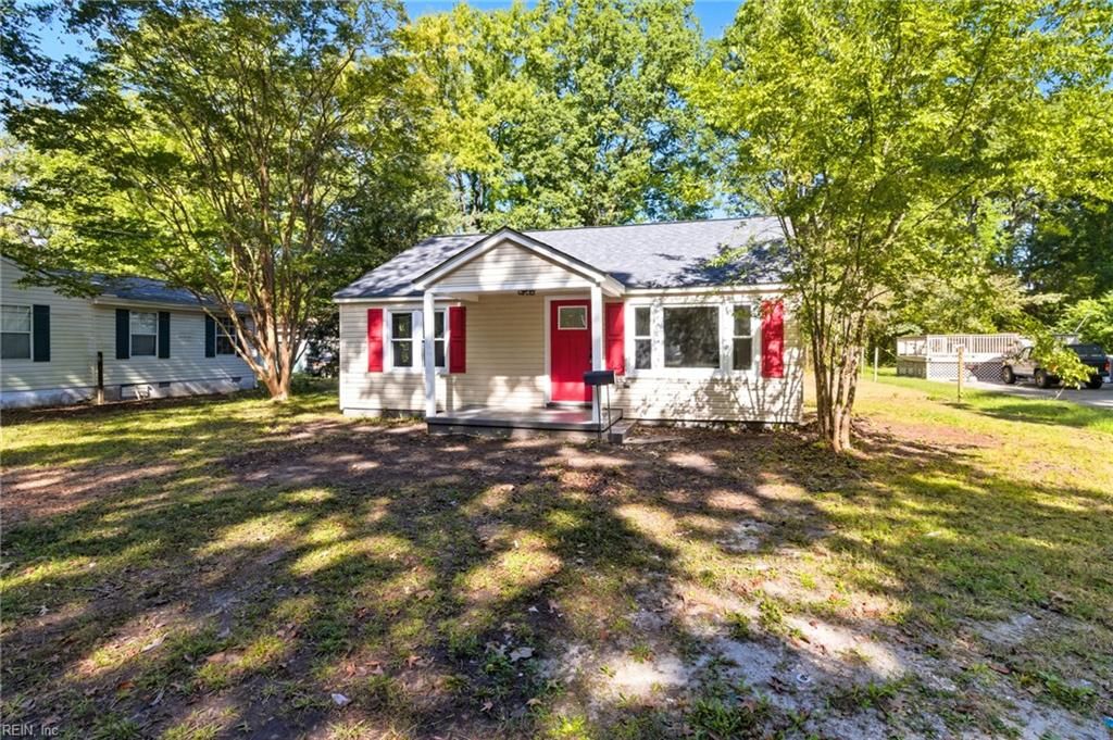 Photo of 13 Huber Road, Newport News, VA 23601 (MLS # 10604969)