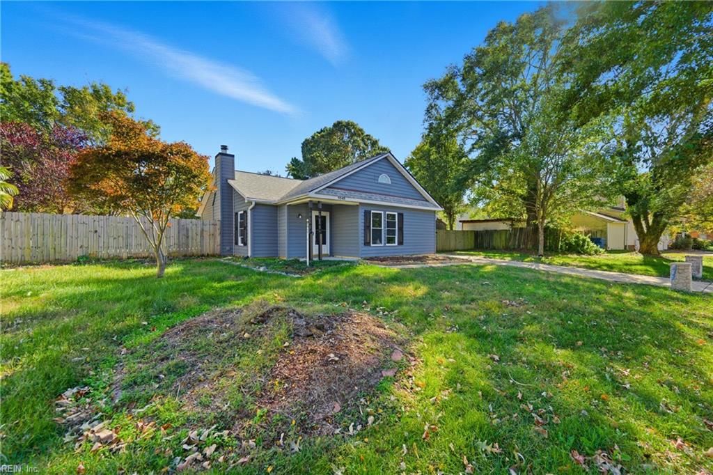 Photo of 5545 Lambdin Arch, Virginia Beach, VA 23455 (MLS # 10607609)