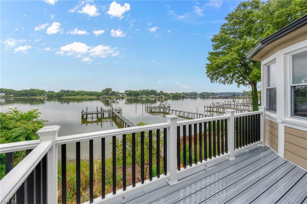 Photo of 8 Cypress Road, Portsmouth, VA 23701 (MLS # 10637624)