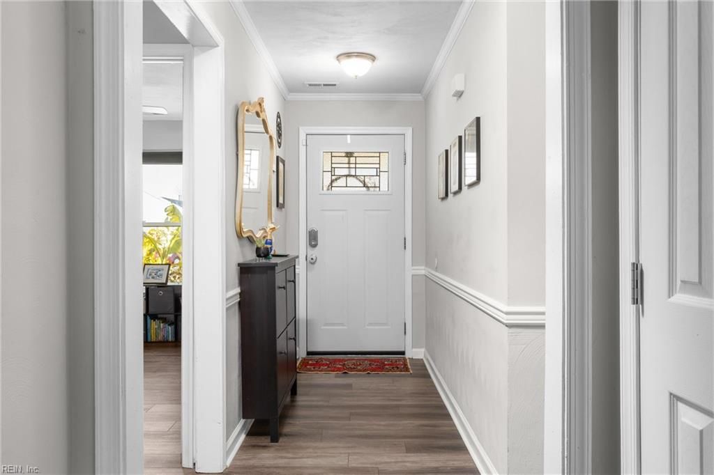 Photo of 815 Avatar Drive, Virginia Beach, VA 23454 (MLS # 10613270)