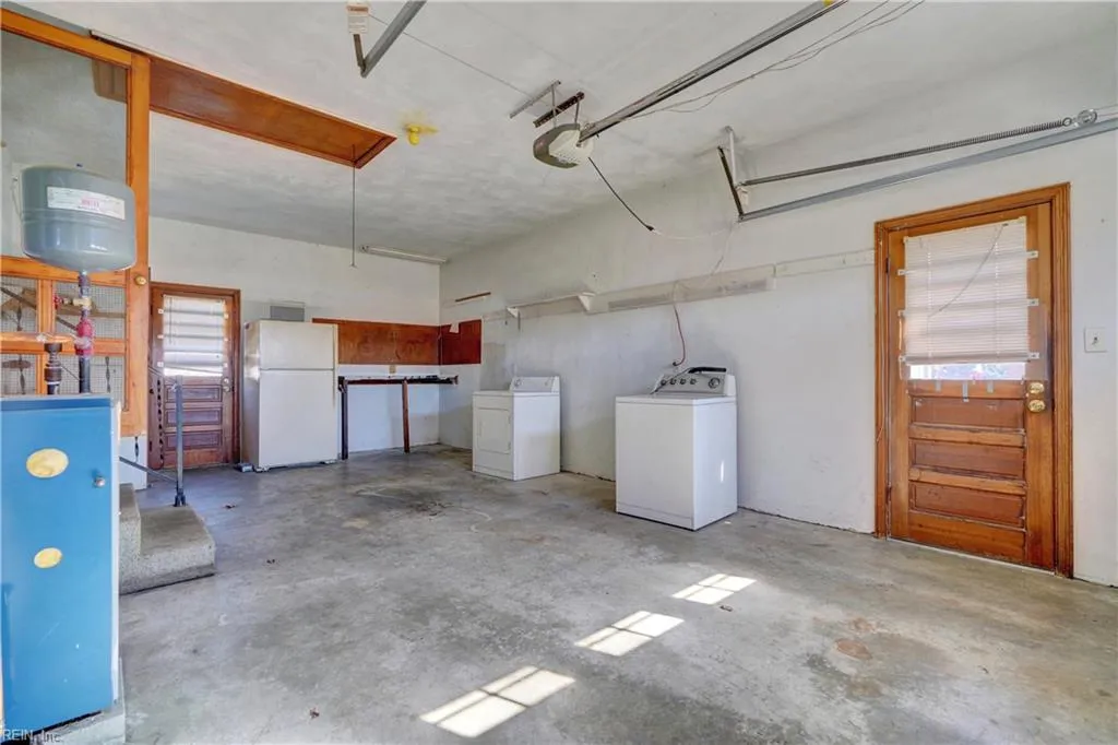 Suffolk, Virginia 23435, United States, 2 Bedrooms Bedrooms, ,1 BathroomBathrooms,Residential,Active,2955