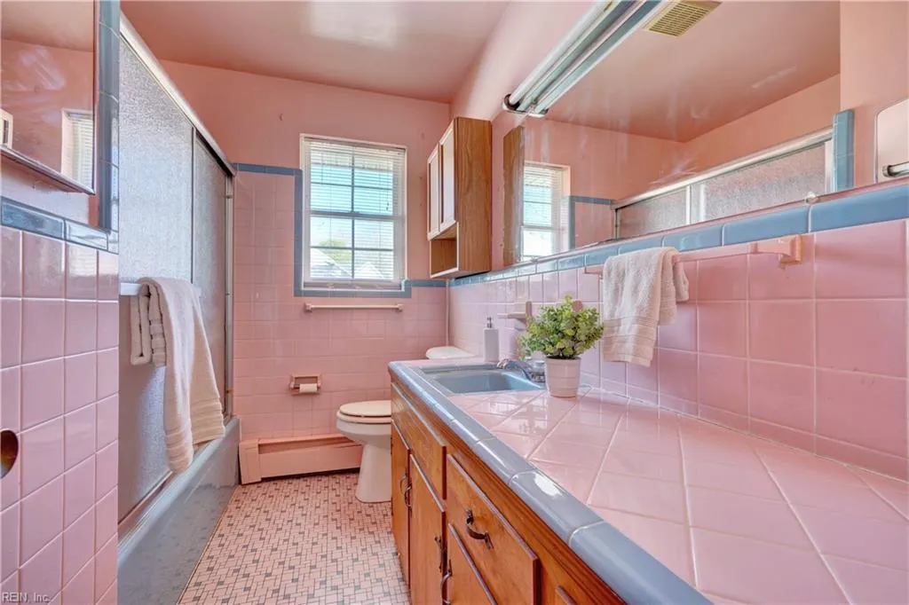 Suffolk, Virginia 23435, United States, 2 Bedrooms Bedrooms, ,1 BathroomBathrooms,Residential,Active,2955