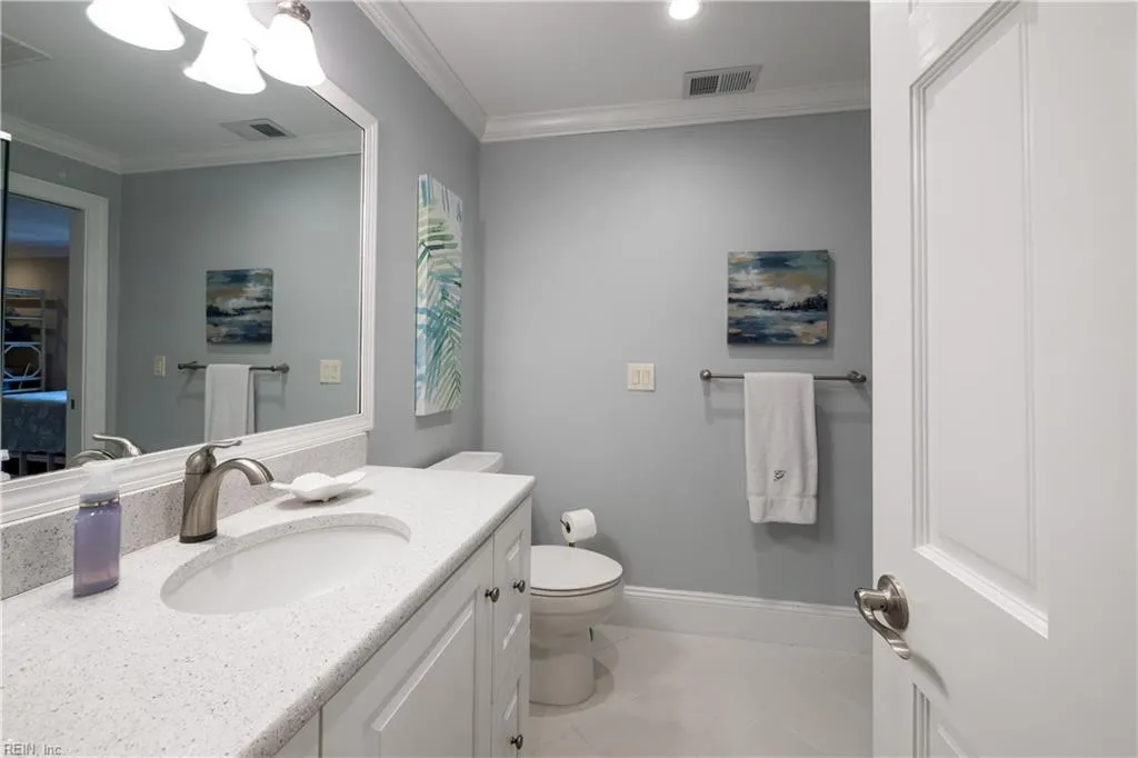 Virginia Beach, Virginia 23451, United States, 2 Bedrooms Bedrooms, ,2 BathroomsBathrooms,Residential,Active,238448