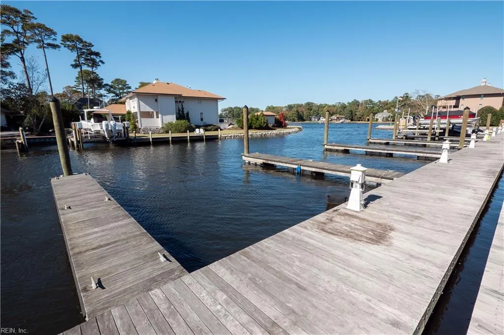 Virginia Beach, Virginia 23451, United States, 2 Bedrooms Bedrooms, ,2 BathroomsBathrooms,Residential,Active,238448