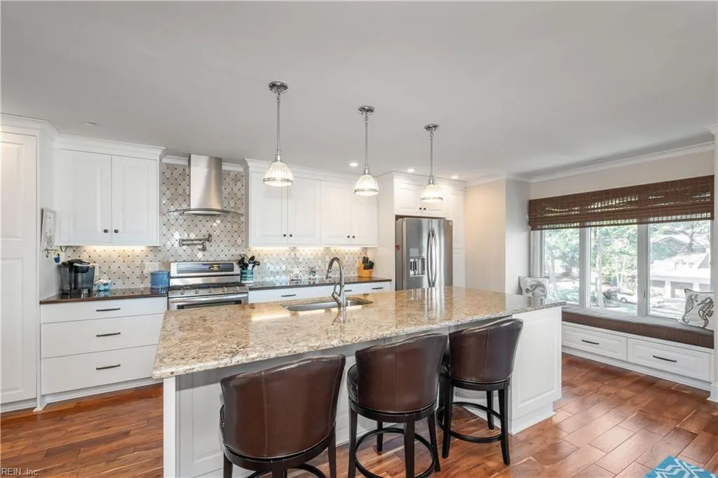 Virginia Beach, Virginia 23451, United States, 2 Bedrooms Bedrooms, ,2 BathroomsBathrooms,Residential,Active,238448