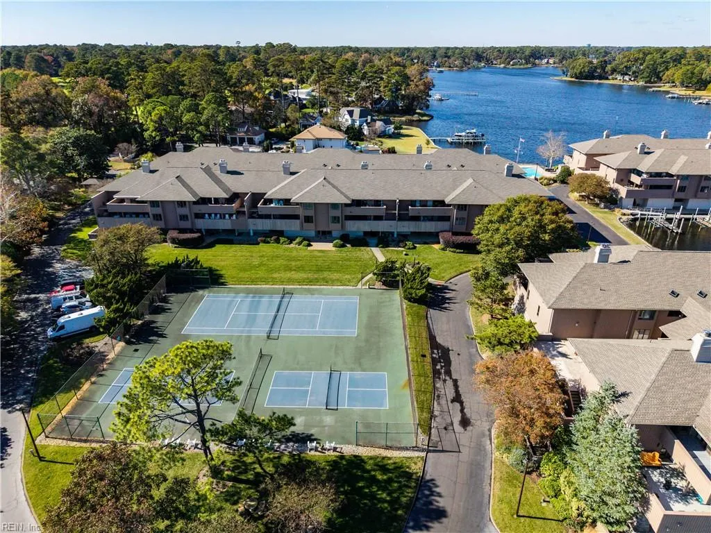 Virginia Beach, Virginia 23451, United States, 2 Bedrooms Bedrooms, ,2 BathroomsBathrooms,Residential,Active,238448