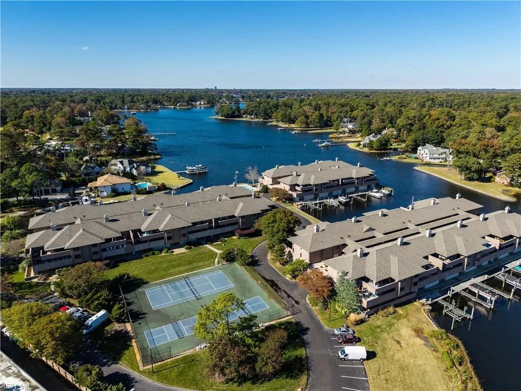 Virginia Beach, Virginia 23451, United States, 2 Bedrooms Bedrooms, ,2 BathroomsBathrooms,Residential,Active,238448