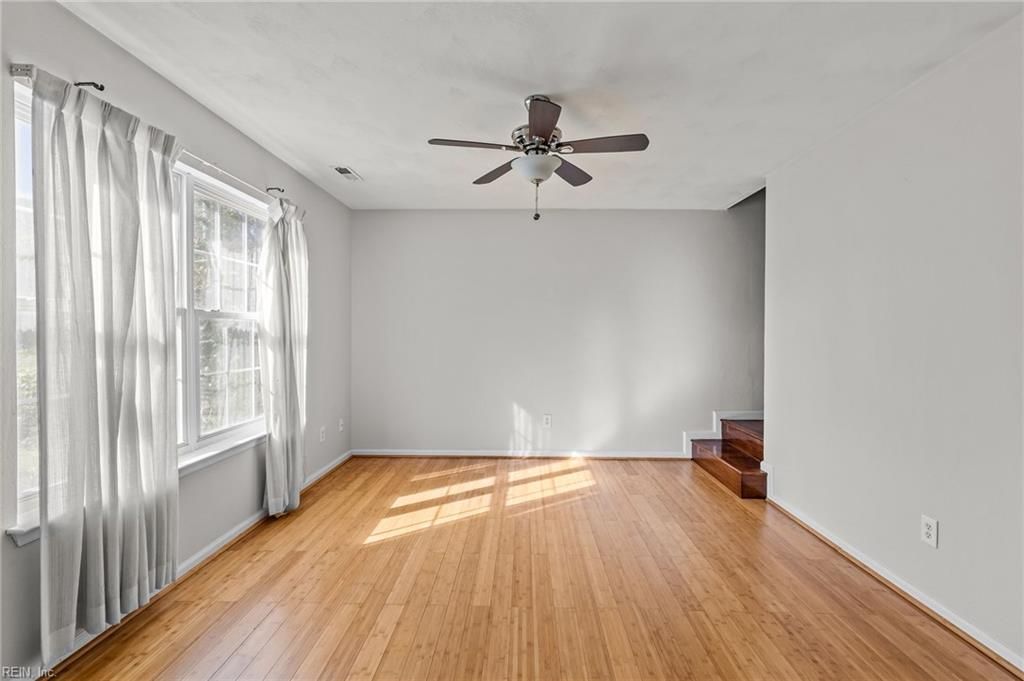 Photo of 4554 Shoshone Court Ct, Norfolk, VA 23513 (MLS # 10606678)