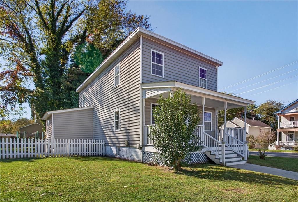 Photo of 102 Downes Street, Hampton, VA 23663 (MLS # 10608005)